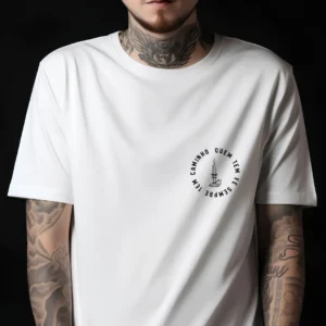 Camiseta - "Quem Tem Fé"